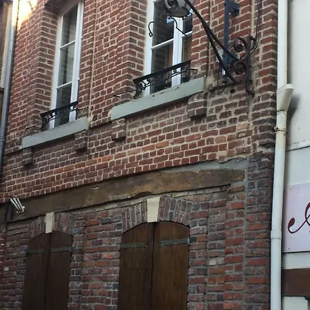 Rue Des Lingots Apartment Honfleur Exterior photo